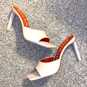 NWT - Antonio Melani Ritaa Slip On Heels